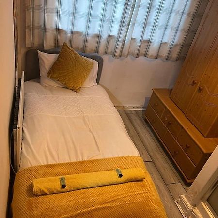 Indulge Hockley Hotel - With Free Front Parking - 10 Min Drive To Birmingham City Centre Bull Ring, Grand Central, Tesco Superstore, Primark & Commonwealth Games ברמינגהאם מראה חיצוני תמונה