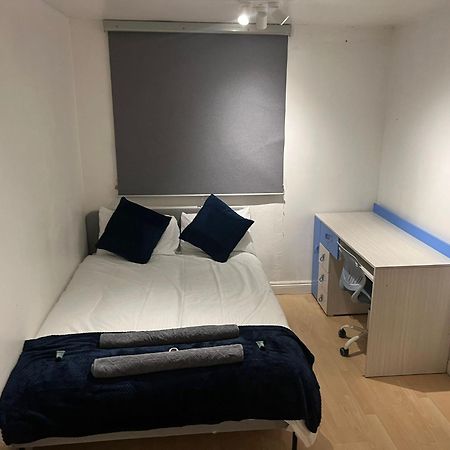 Indulge Hockley Hotel - With Free Front Parking - 10 Min Drive To Birmingham City Centre Bull Ring, Grand Central, Tesco Superstore, Primark & Commonwealth Games ברמינגהאם מראה חיצוני תמונה