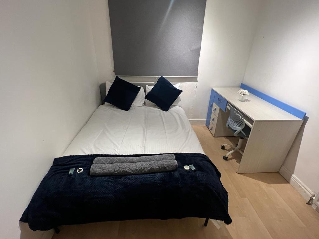 Indulge Hockley Hotel - With Free Front Parking - 10 Min Drive To Birmingham City Centre Bull Ring, Grand Central, Tesco Superstore, Primark & Commonwealth Games ברמינגהאם מראה חיצוני תמונה