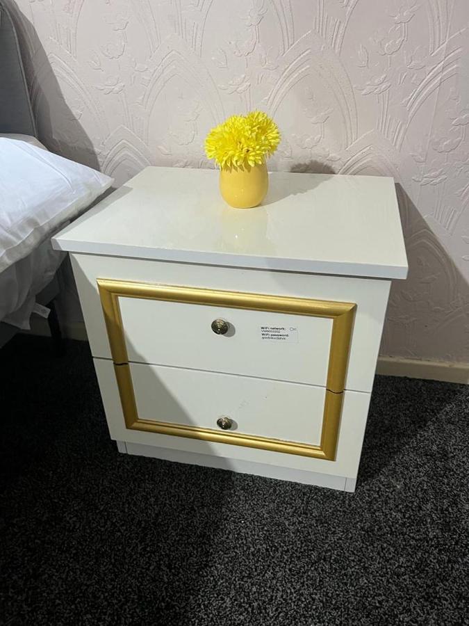 Indulge Hockley Hotel - With Free Front Parking - 10 Min Drive To Birmingham City Centre Bull Ring, Grand Central, Tesco Superstore, Primark & Commonwealth Games ברמינגהאם מראה חיצוני תמונה