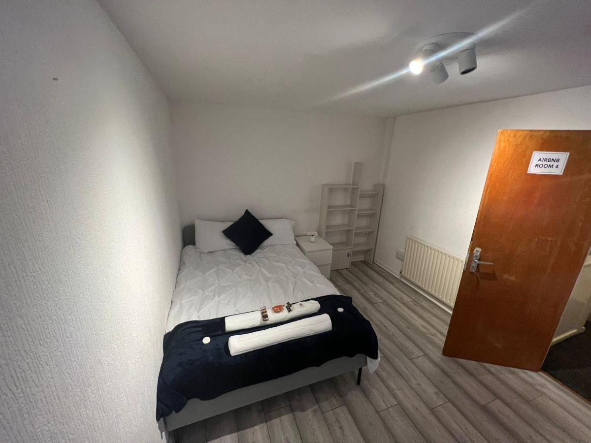 Indulge Hockley Hotel - With Free Front Parking - 10 Min Drive To Birmingham City Centre Bull Ring, Grand Central, Tesco Superstore, Primark & Commonwealth Games ברמינגהאם מראה חיצוני תמונה